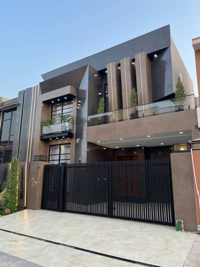 10 MARLA BRAND NEW DOUBLE STORY MODERN LUXURY HOUSE FOR SALE IN ROYAL ORCHARD