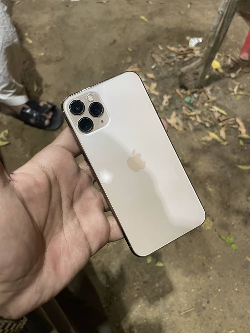 Apple iPhone 11 Pro 0