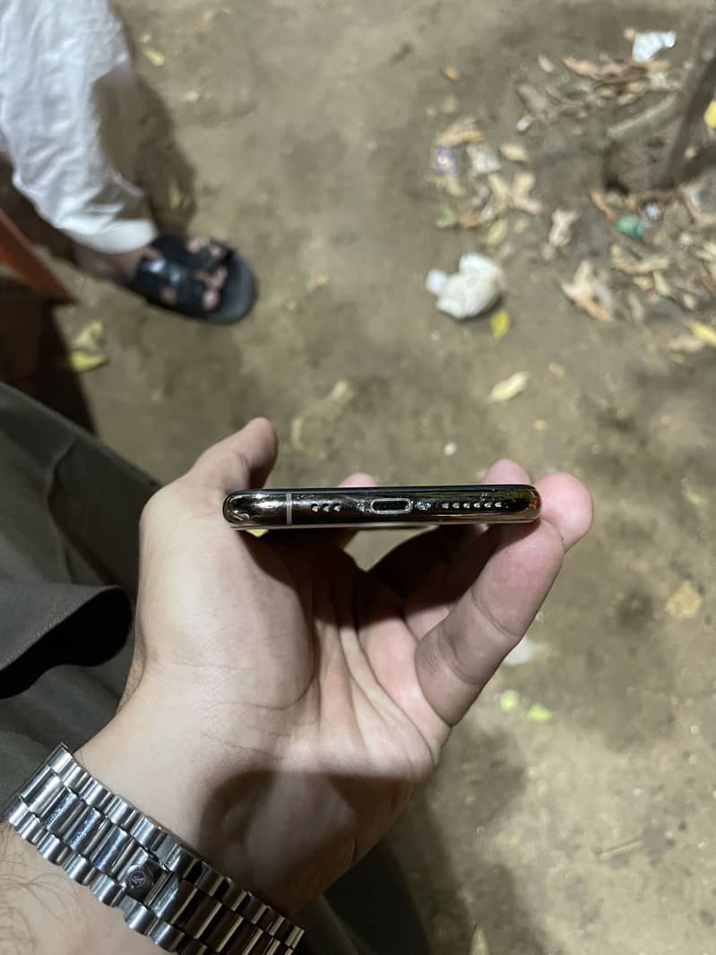 Apple iPhone 11 Pro 11
