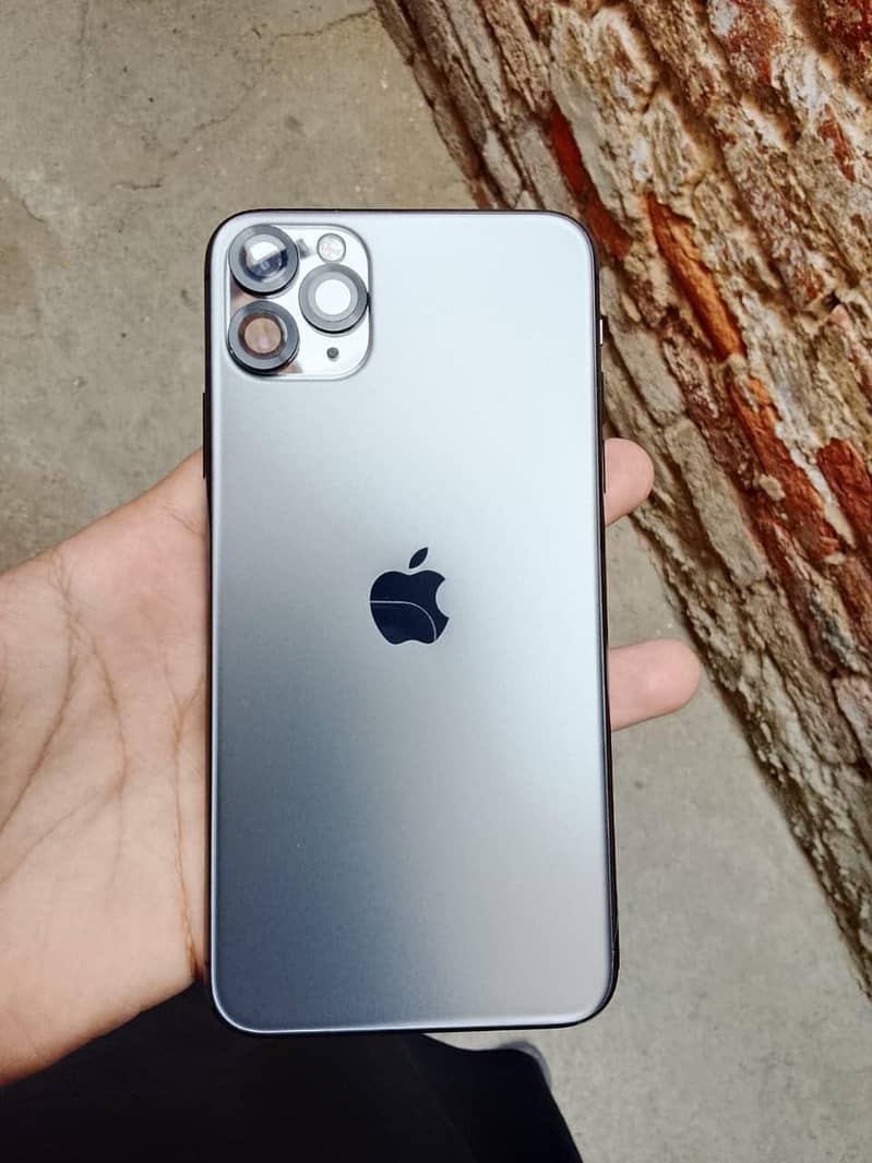 Apple iPhone 11 Pro Max 0
