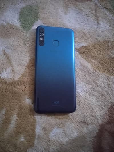 Hot 8  for sale Ren room 3.32gb koi bhi masla nahi hai okay chalta hai