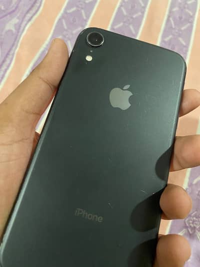 Apple iPhone XR