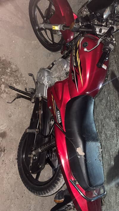 Yamaha yb125z DX 2021