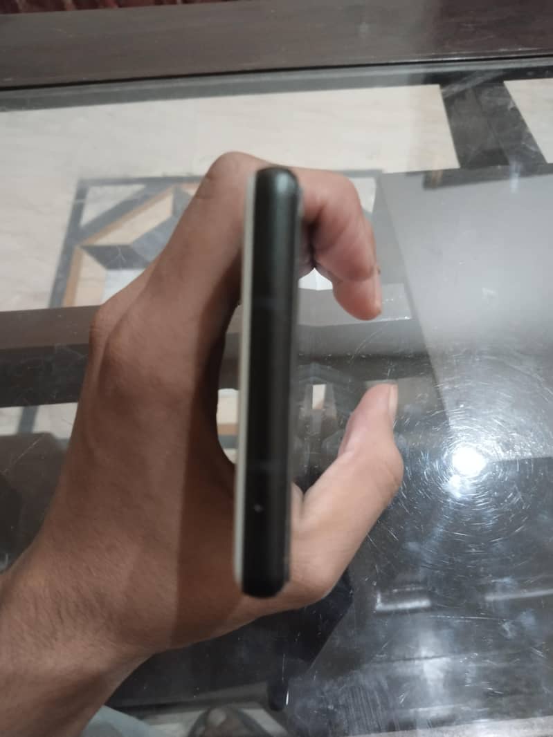 Google Pixel 6a 5