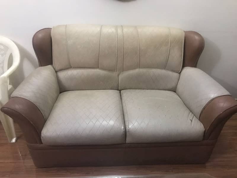 Selling sofa 5