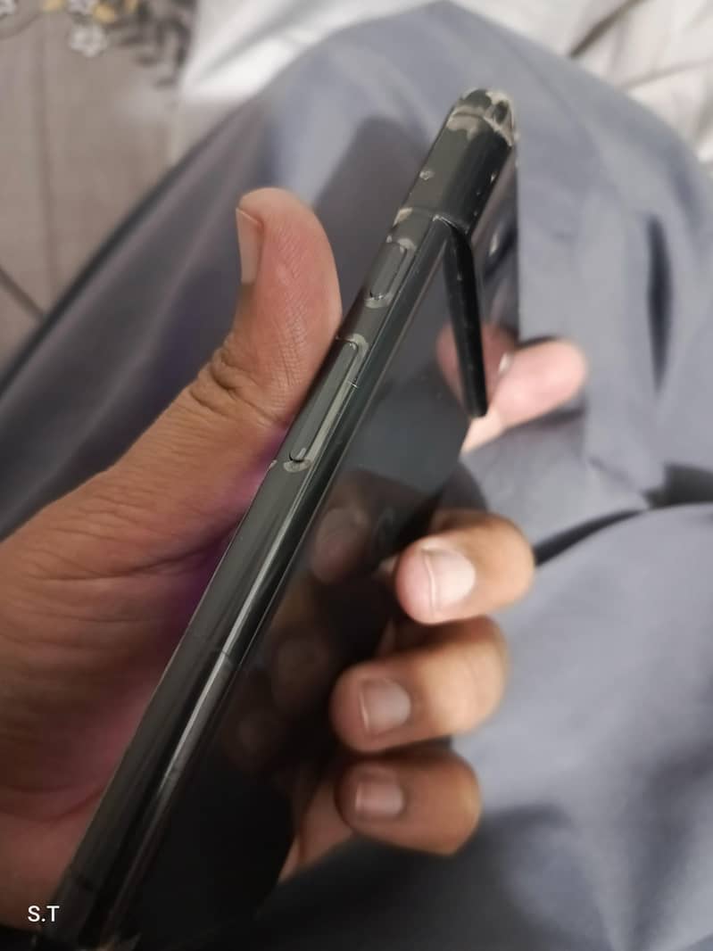 Google Pixel 8 3