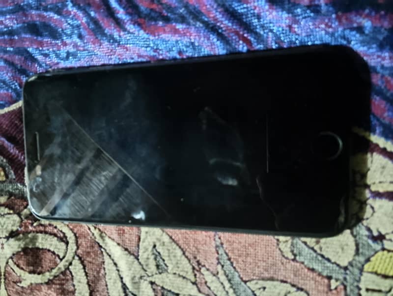 Apple iPhone 8 Plus 1