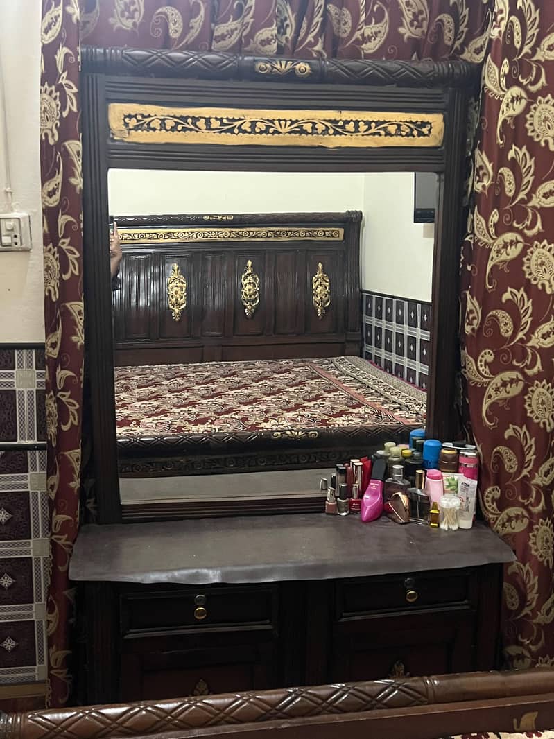 chinoti bed 1