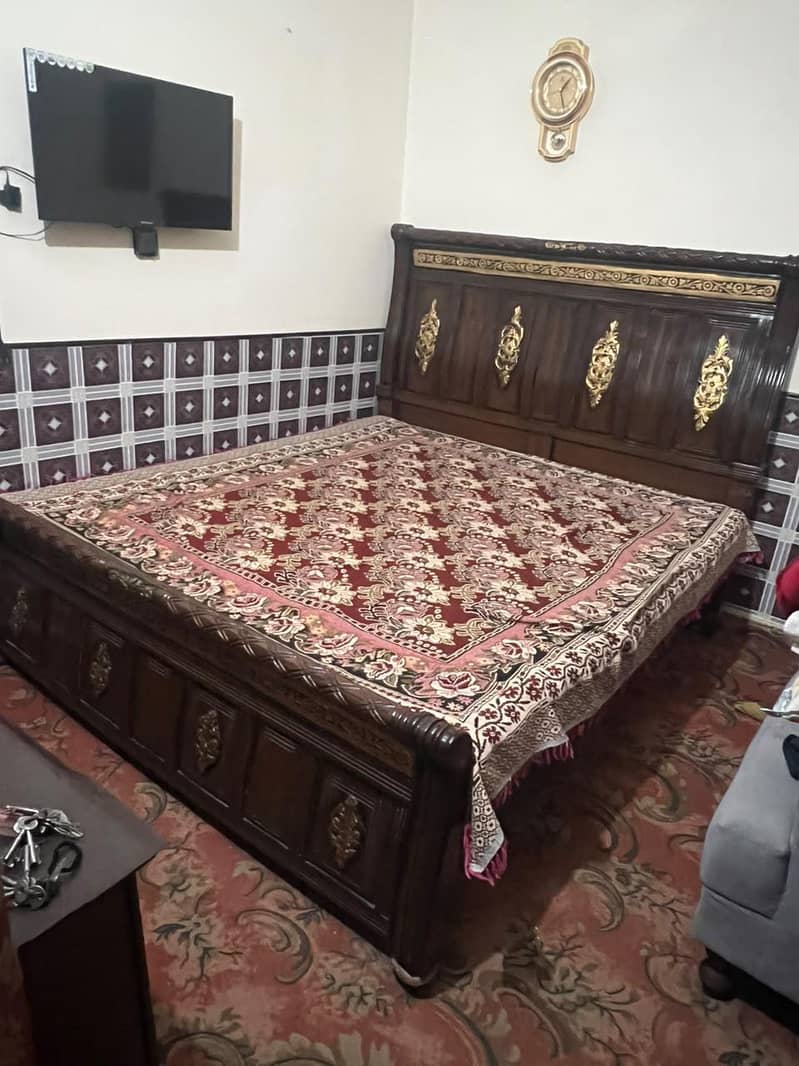 chinoti bed 5