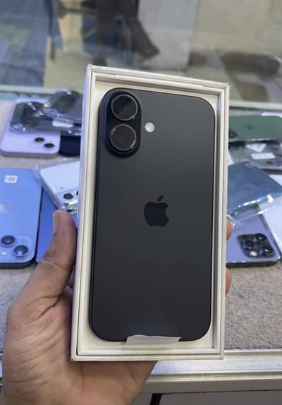 Apple iPhone 16
