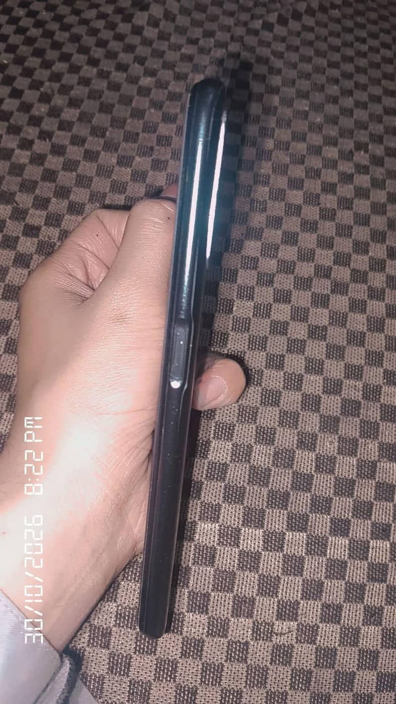 OPPO A76 3