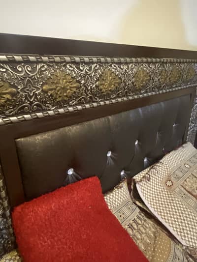 Best iron bed without mattress