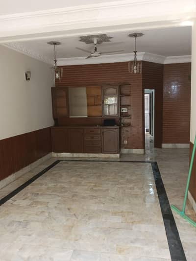 G-11/3 Size 30*60 Ground Floor Portion For Rent