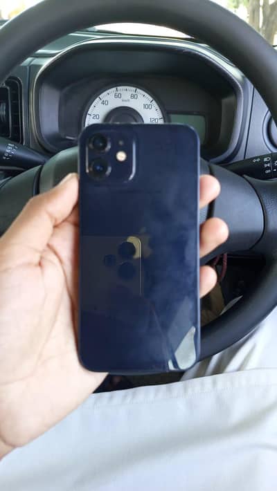 Apple iPhone 12