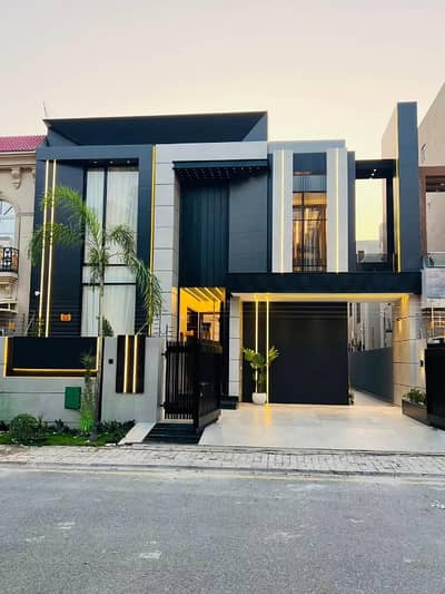 10MARLA BRAND NEW LUXURY HOUSE FOR SALE IN BAHRIA TOWN LAHORE