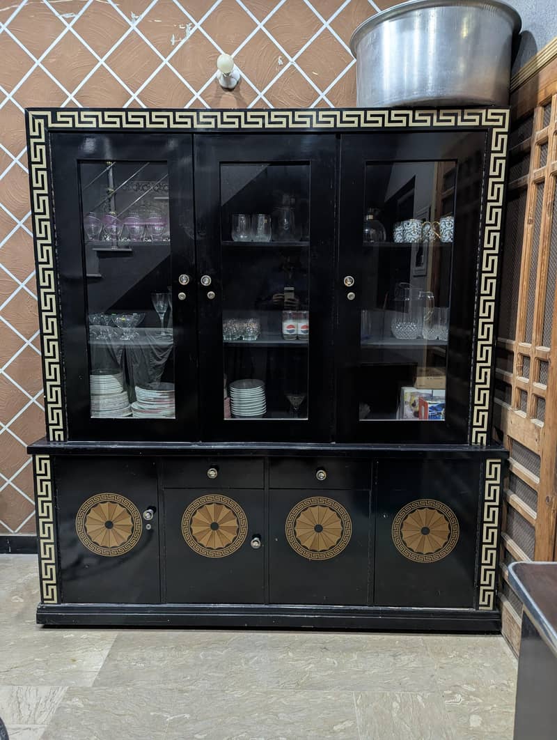 showcases 1