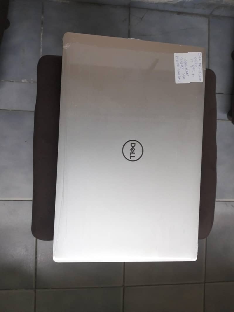 DELL Precision 5550 0
