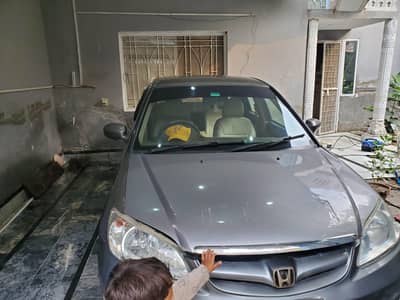 Honda Civic Oriel 2005