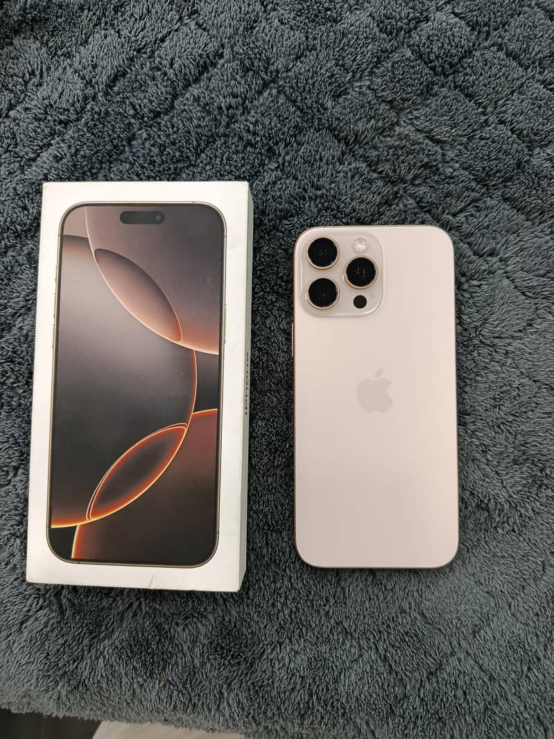 Apple iPhone 16 Pro Max 0