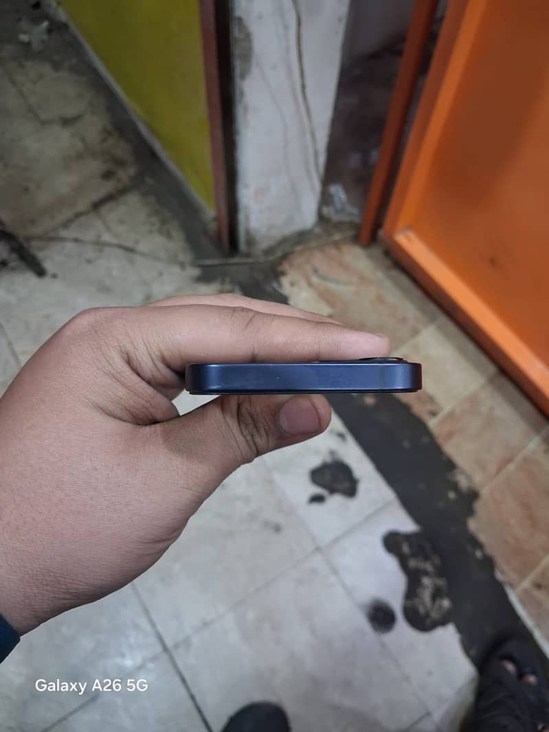 Apple iPhone 12 mini 1