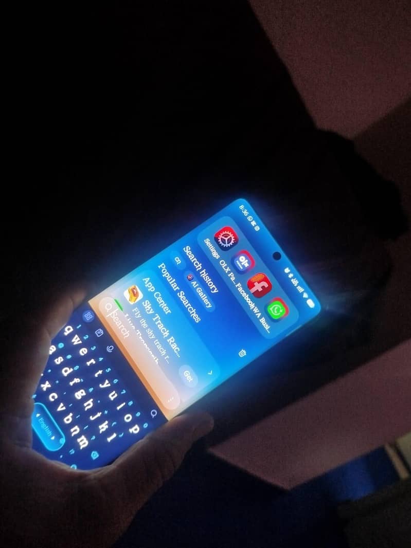 Tecno CAMON 40 Pro 1