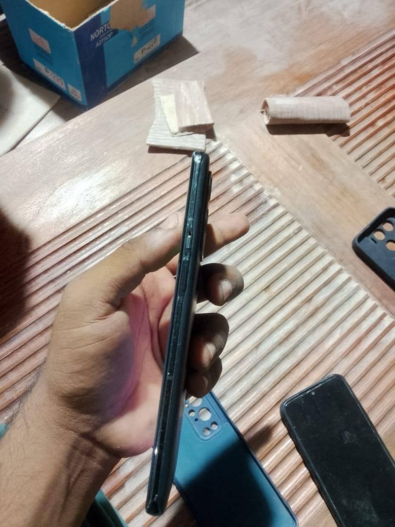 One Plus 9 Pro 1