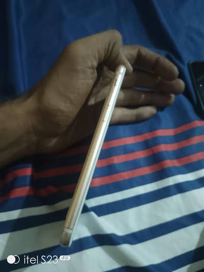 Apple iPhone 8