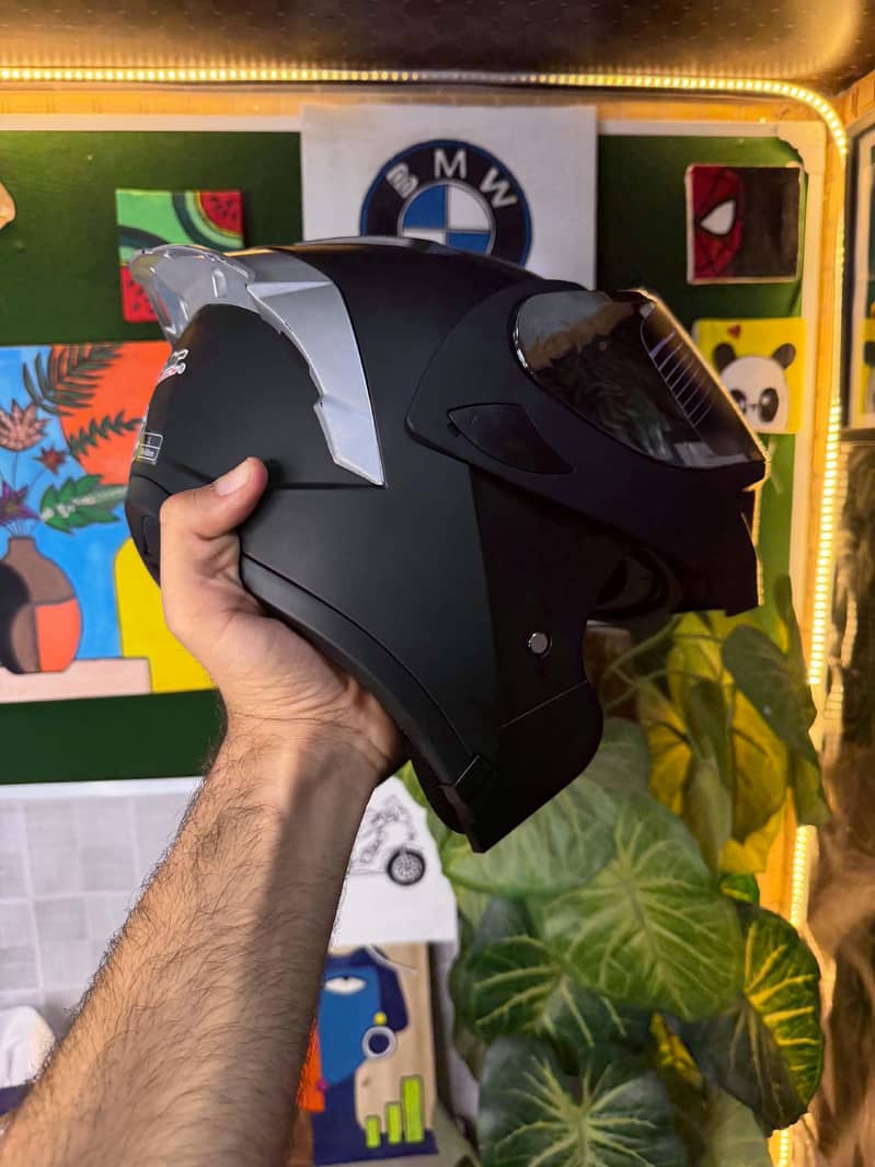Super Air 902 Helmets 1
