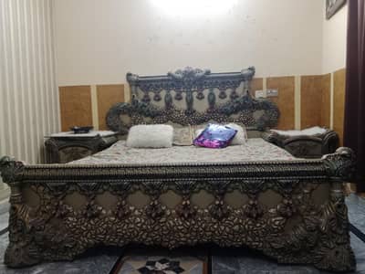 کراچی سٹائل بیڈ ڈریسنگ فل سائز بہترین ہے کوئی مسئلہ نہیں ہے