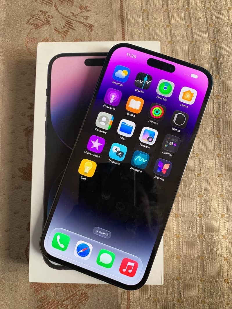 Apple iPhone 14 Pro Max 0