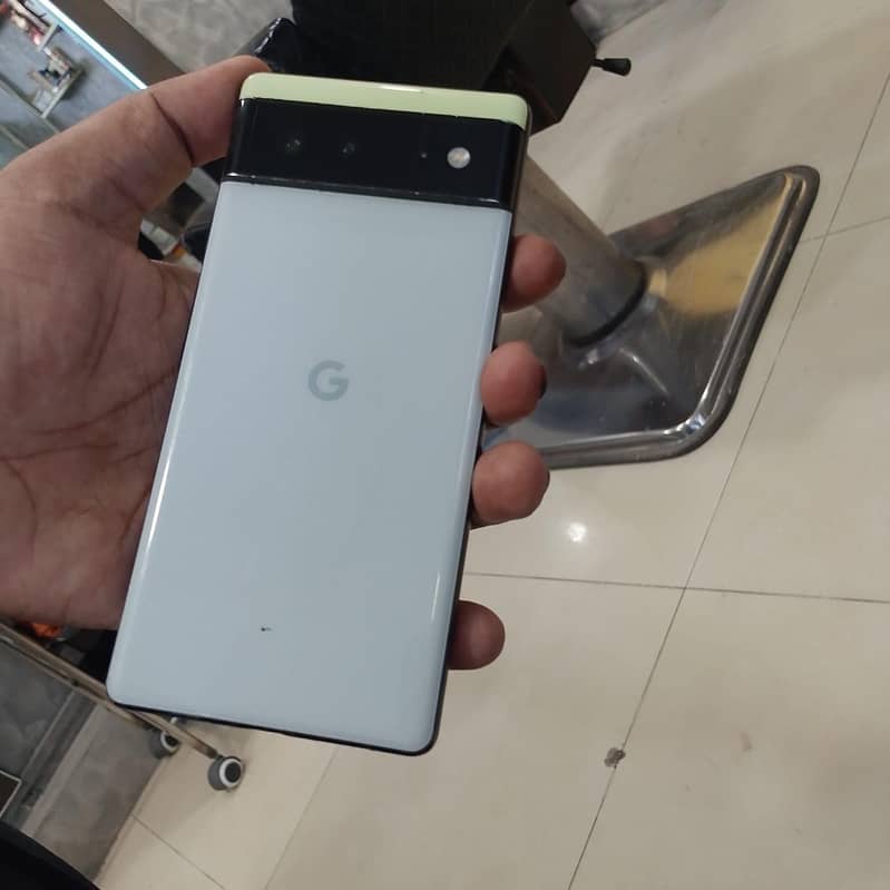 Google Pixel 6 0