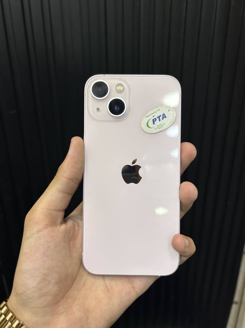 Apple iPhone 13 1
