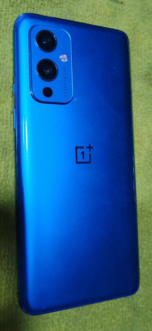 One Plus 9 5G 4