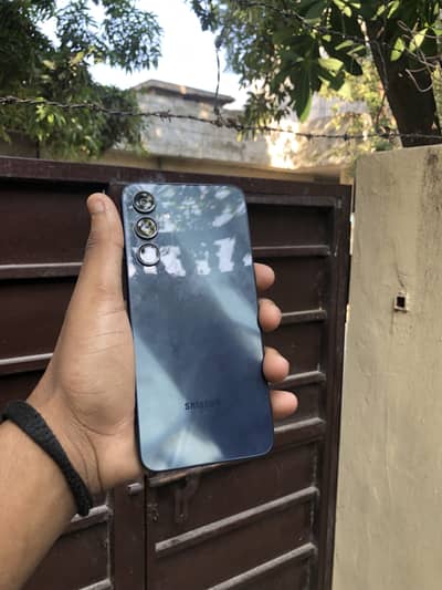 SAMSUNG A16