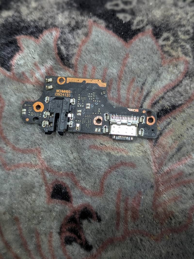 Xiaomi Redmi Note 9S 0