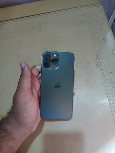 Apple iPhone 13 Pro Max read add