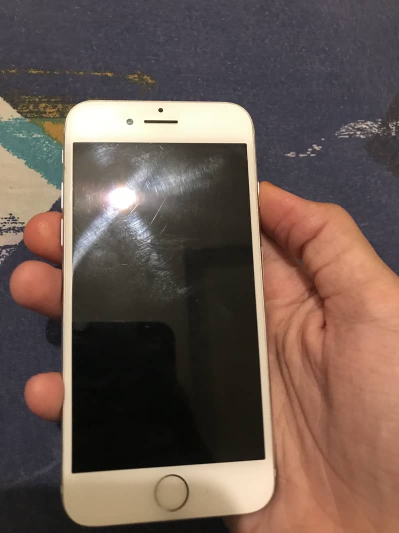 Apple iPhone 7 Plus 1
