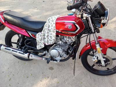 Yahama YB 125 DX Model 2024