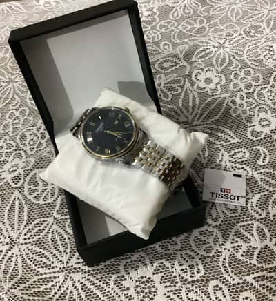 NEW BLACK AND GOLD MEN’S WATCH