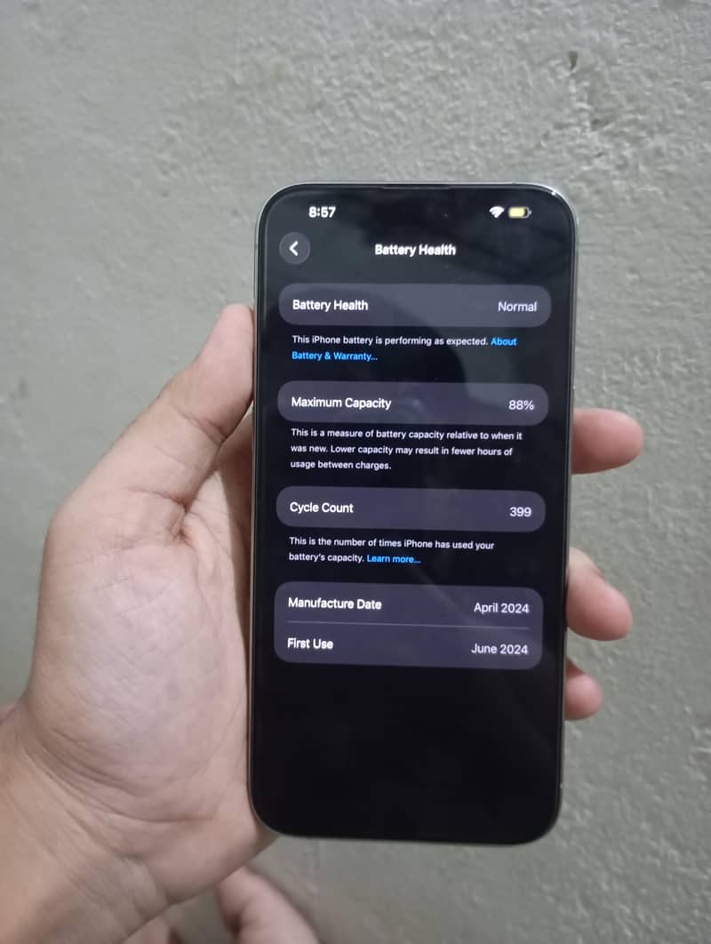 Apple iPhone 15 Pro Max 4