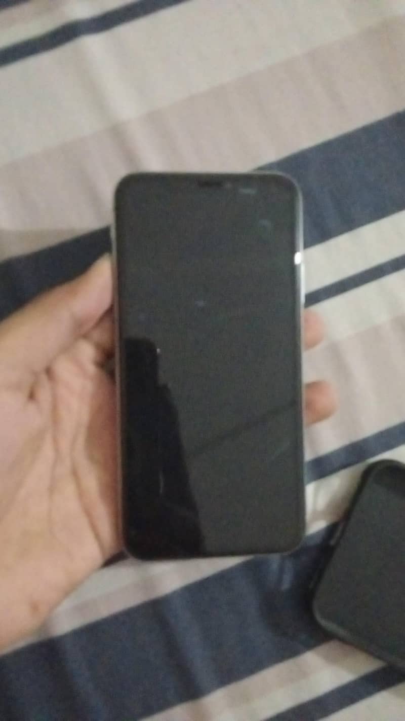 Apple iPhone X 1