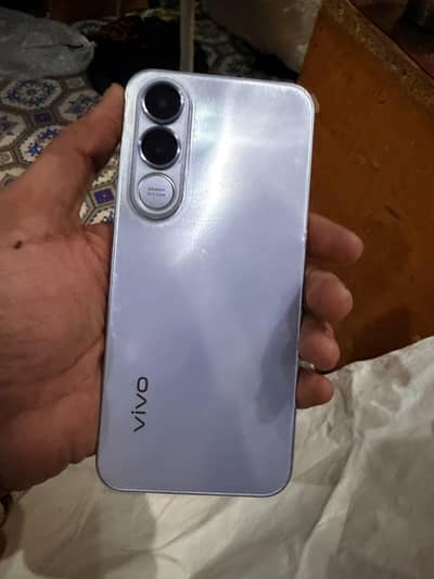 Vivo V70 FE 5G