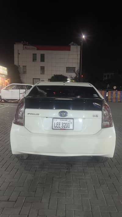 Toyota Prius 2012
