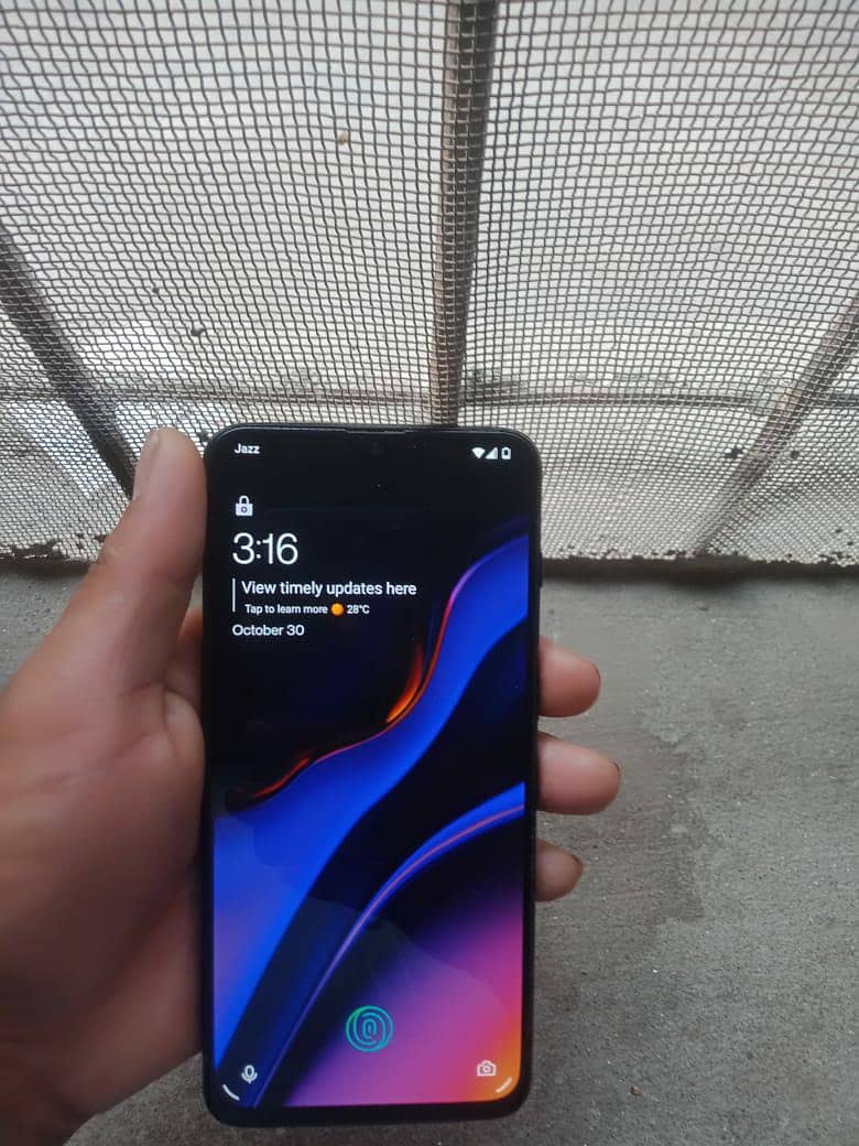 One Plus 6T 4