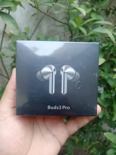 Buds 3 pro earbuds