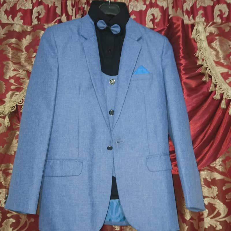 three piece 0