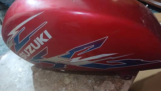 orignal Suzuki 150 gs SE fuel tank good condition