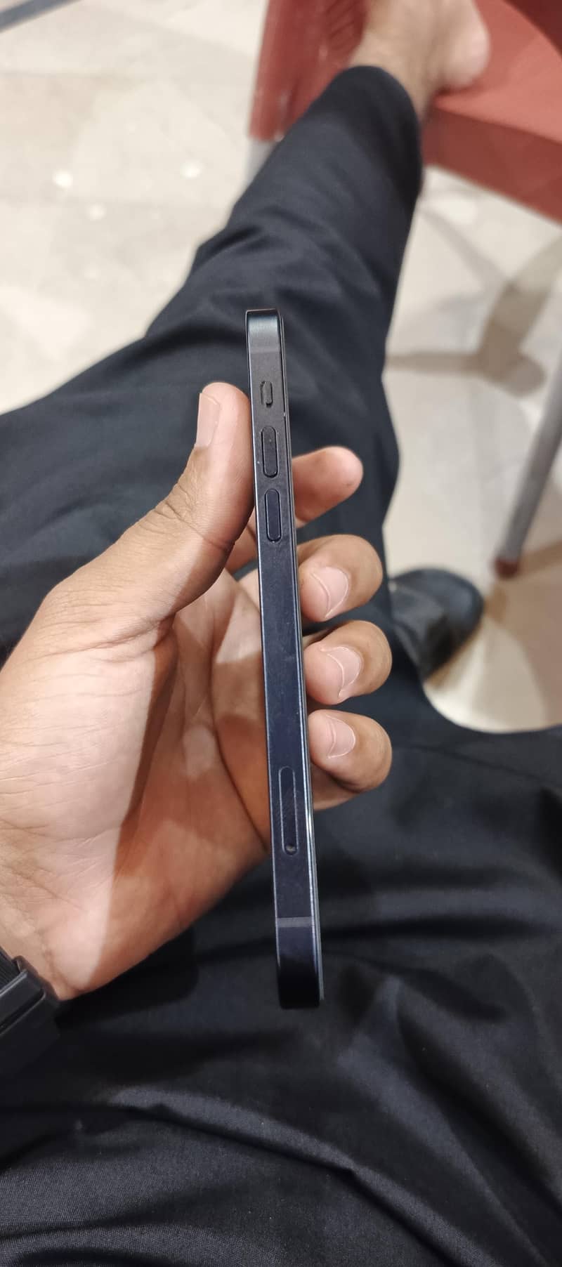 Apple iPhone 12 1