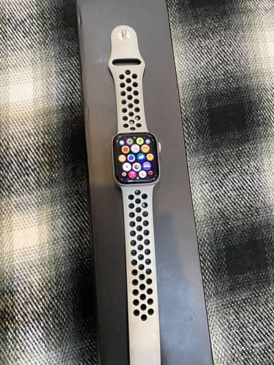 Apple watch series 6 nike addition