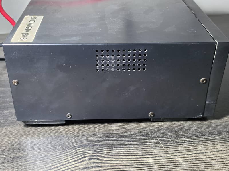 SIMTEK UPS 2000 VA, 24 V System 11